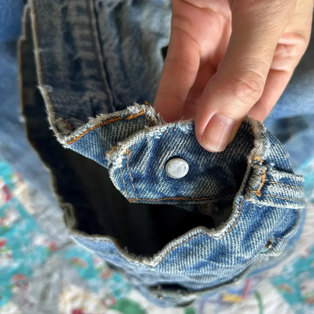 Vintage 70s Levi's 517 Red Tab Whisker Fade Flared Bootcut Jeans USA 28 x 33